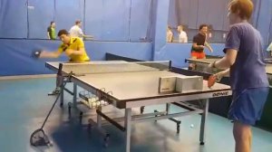 Настольный теннис. Топ-спин справа по подрезке.