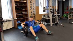 Физическая подготовка в волейболе. Силовая статодинамическая тренировка ног в тренажерном зале.