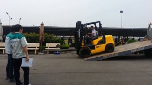 Xe nang dau Hyundai 20/25/30/33/35 DF-7 Diesel Forklift, xe nâng dầu