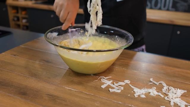 Αυτό το Ελληνικό επιδόρπιο είναι ένα από τα πιο διάσημα Ελληνικά γλυκά - Γνωστό ως Πορτοκαλοπίτα смотреть онлайн