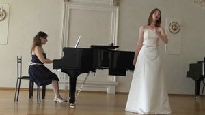 ВЕЧОР КО МНЕ, ДЕВИЦЕ