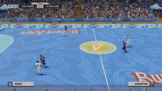 FIFA 23 PC Gameplay | Real Madrid vs Barcelona - Volta Football (RX 6800 XT) [4K HDR 60FPS] смотреть онлайн