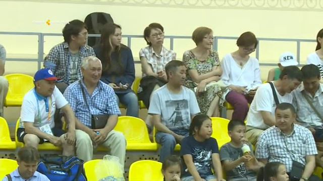 «Модун» спорт комплексыгар остуол тенниһигэр күрэхтэһии саҕаланна смотреть онлайн