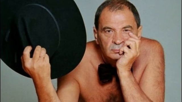 Знаменитости и усы смотреть онлайн