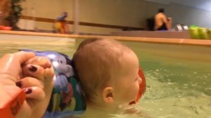 Бассейн. Детское плавание. Как быстро научить ребенка плавать?