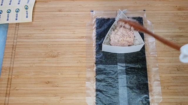 Самый популярный кимпаб комбини/САМГАК КИМПАБ/Треугольный кимпаб/삼각김밥/#Корейская_кухня