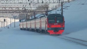 Электропоезд ЭД9М-0139. Отправление+свисток.
