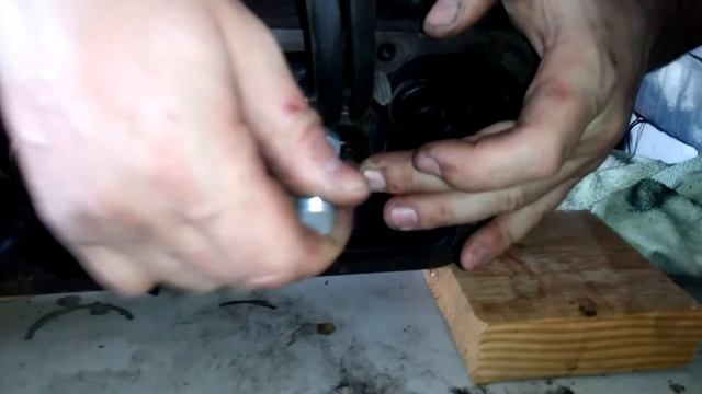 форд Кастомлайн 1954 (Мэйнлайн) притираем клапана (Лос Анджелес май 2019) смотреть онлайн