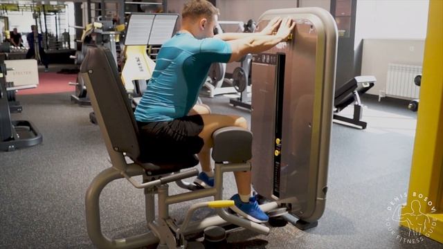 РАЗВЕДЕНИЯ НОГ В ТРЕНАЖЕРЕ смотреть онлайн