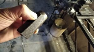 Токарный станок своими руками.Самодельный токарный станок по металу из хлама!