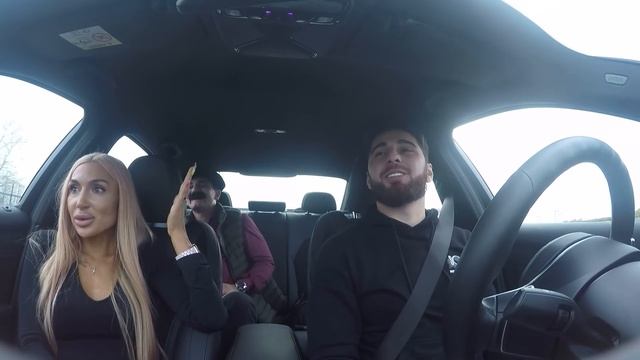 Пранк над девушкой /КАВКАЗЦЫ И БЛОНДИНКА смотреть онлайн