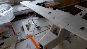 Самолет из потолочки "типа цессна 172"