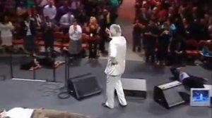 Бенни Хинн Огонь Святого Духа Benny Hinn   Holy Spirit's FIRE Flowing In Greenville, SC