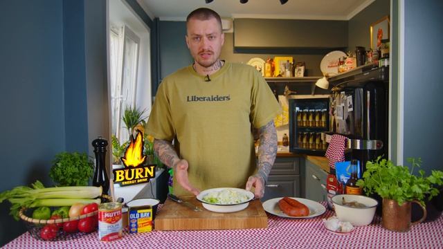 Готовим суп "Гамбо" вместе с Underdog | Sneakerhead x BURN смотреть онлайн