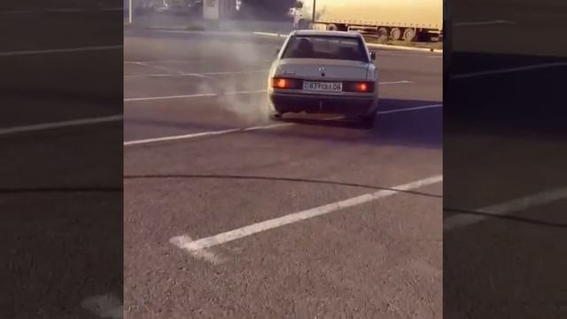 #mercedes#190 смотреть онлайн