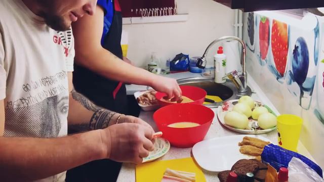 Глаз👁 да глаз👀 за поварами👨🍳 но ниче… я справляюсь😎 пивная тарелка🥙