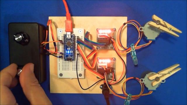 Arduino and Two Stepper Motors смотреть онлайн