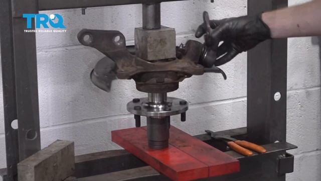 How To Replace Wheel Bearing & Hub 1999-2003 Toyota Solara смотреть онлайн