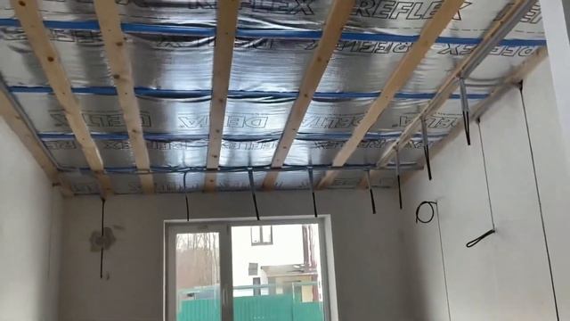 НУЖНА ЛИ УПЛОТНИТЕЛЬНАЯ ЛЕНТА ПРИ МОНТАЖЕ ПАРОИЗОЛЯЦИИ ПОТОЛКА?