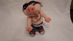 Поющая и танцующая игрушка "Свин" символ 2019 года