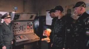 ДМБ (2000). Эпизод на секретном объекте