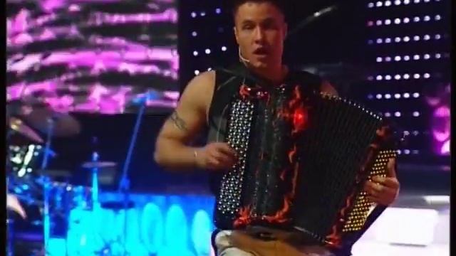 Марина Девятова и Баян Микс BAYANMIX Морячок смотреть онлайн