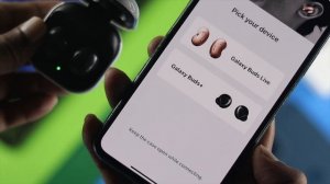 How to Connect Samsung Galaxy Buds 2 to iPhone! [Easy Pair]