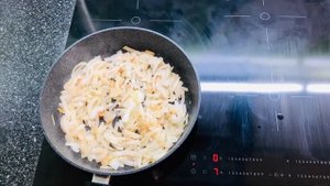Салат с рыбой и грибами?