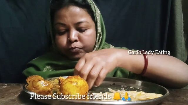 ASMR Eating Spicy Egg Potato Curry With Paratha | Big Bites Mukbang смотреть онлайн