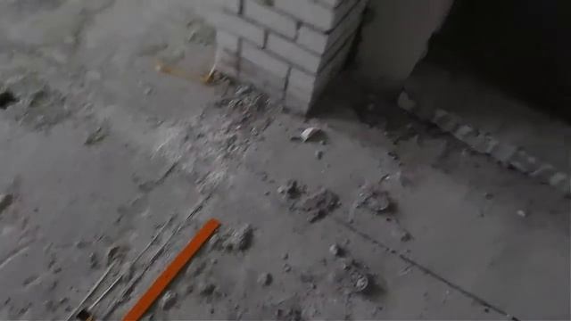 Косяки застройщиков || Квартира с видом на соседей снизу || Привет сосед
