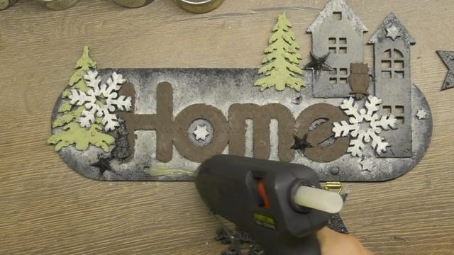 Новогоднее украшение на дверь своими руками. Мастер-классы  Фабрики декору смотреть онлайн