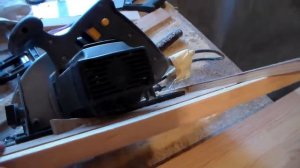 Порезка заводских щитов на детали для лестницы, склейка столбов.