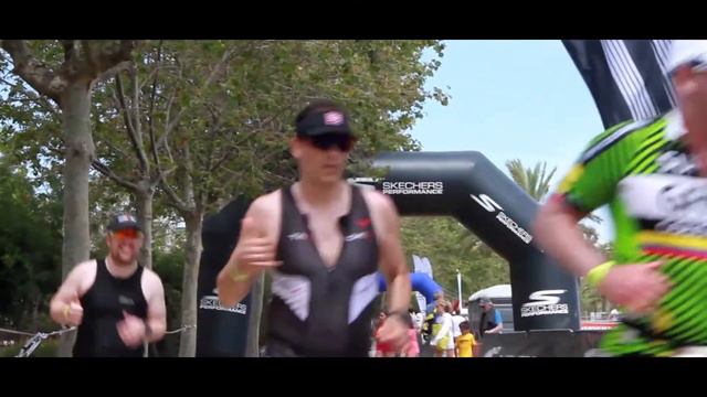 IRON MAN 70.3 BARCELONA| MI PRIMER TRIATLÓN смотреть онлайн