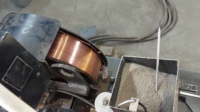 Автоматическая сварка под флюсом трактором LT-7 Lincoln Electric смотреть онлайн