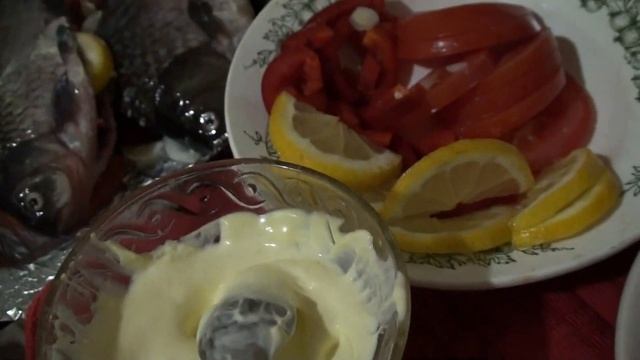 Запекаем речную рыбку в духовке/ караси с овощами #рецепт#рыбасовощами#карась#готовимвкусно