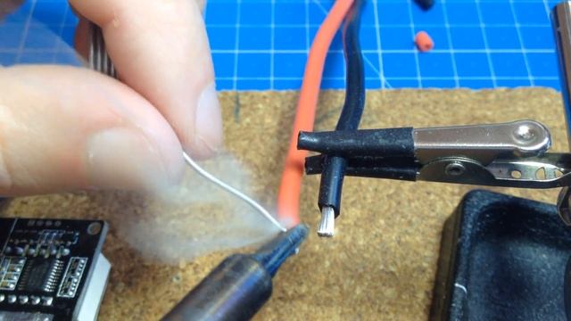 Перепайка силовых, тест польского припоя с канифолью Cynel Professional Sn60Pb40 смотреть онлайн