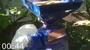 Обзор кормоизмельчителя ДТЗ КР 20С (ДКУ 600, МЛИН 6), дробилка 220в. Этой зернодробилке нет равных!