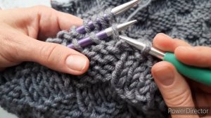 Как сшить детали при помощи двух спиц и крючка. Очень просто!