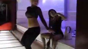 Сучки кайфуют