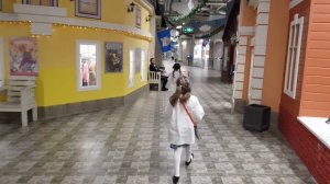 ГДЕ РАБОТАЮТ ДЕТИ. Это  КИДБУРГ, детка. Детский город профессий.