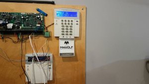 Как отключить сработку тамперов на охранке. Адвент календарь Слаботочника.