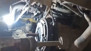 Замена сцепления Skoda Felicia 1.6 aee