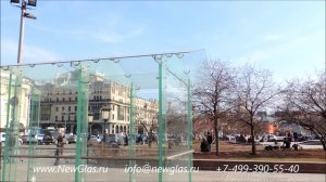 стеклянный домик