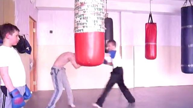 Рукопашный бой школа "Сила в покое" смотреть онлайн