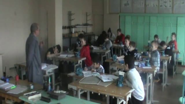 Урок ТЕХНОЛОГИИ. Рабочее место слесаря.