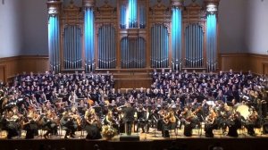 Бетховен. 9 я симфония 4 я часть 300 исполнителей на сцене