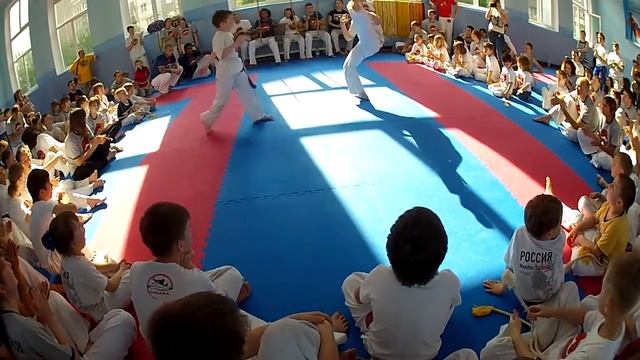 Troca de corda V corda Capoeira Camara 2012 Russia смотреть онлайн