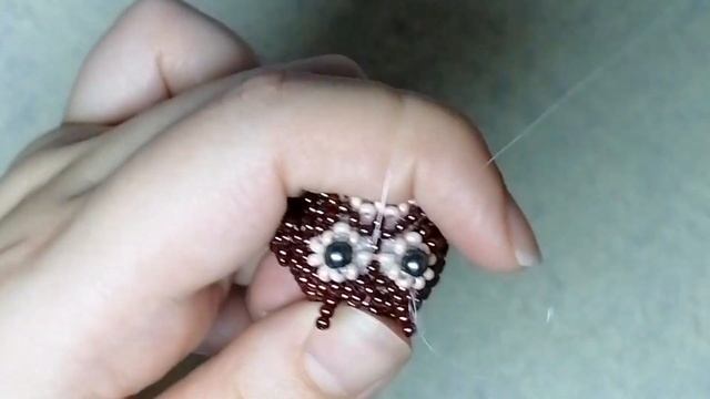 Птенчик совушки. Амигуруми из бисера. Мастер класс. Амигуруми сова из бисера.