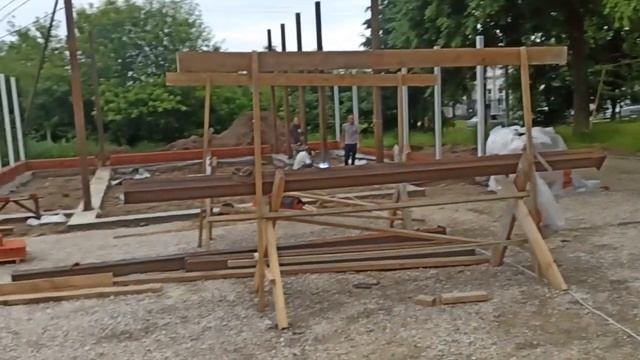 Благоустройство парка часть 7(монтаж вертикальных стоек)