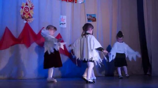 Мини спектакль к Дню Победы~1 смотреть онлайн